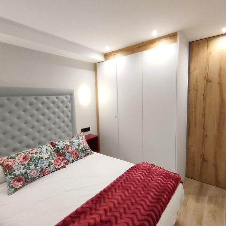 Oviedo Centro Santa Clara Piso De Lujo Apartment ภายนอก รูปภาพ
