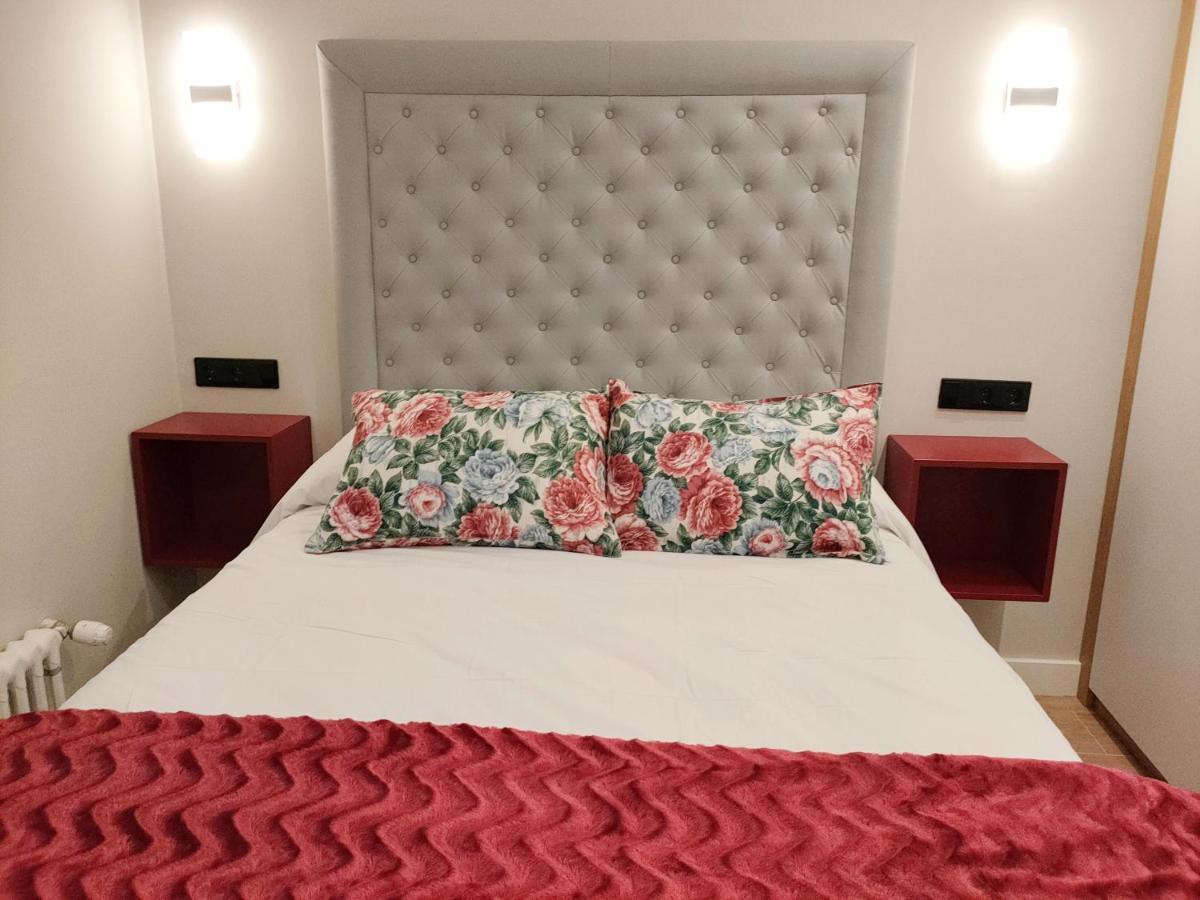 Oviedo Centro Santa Clara Piso De Lujo Apartment ภายนอก รูปภาพ