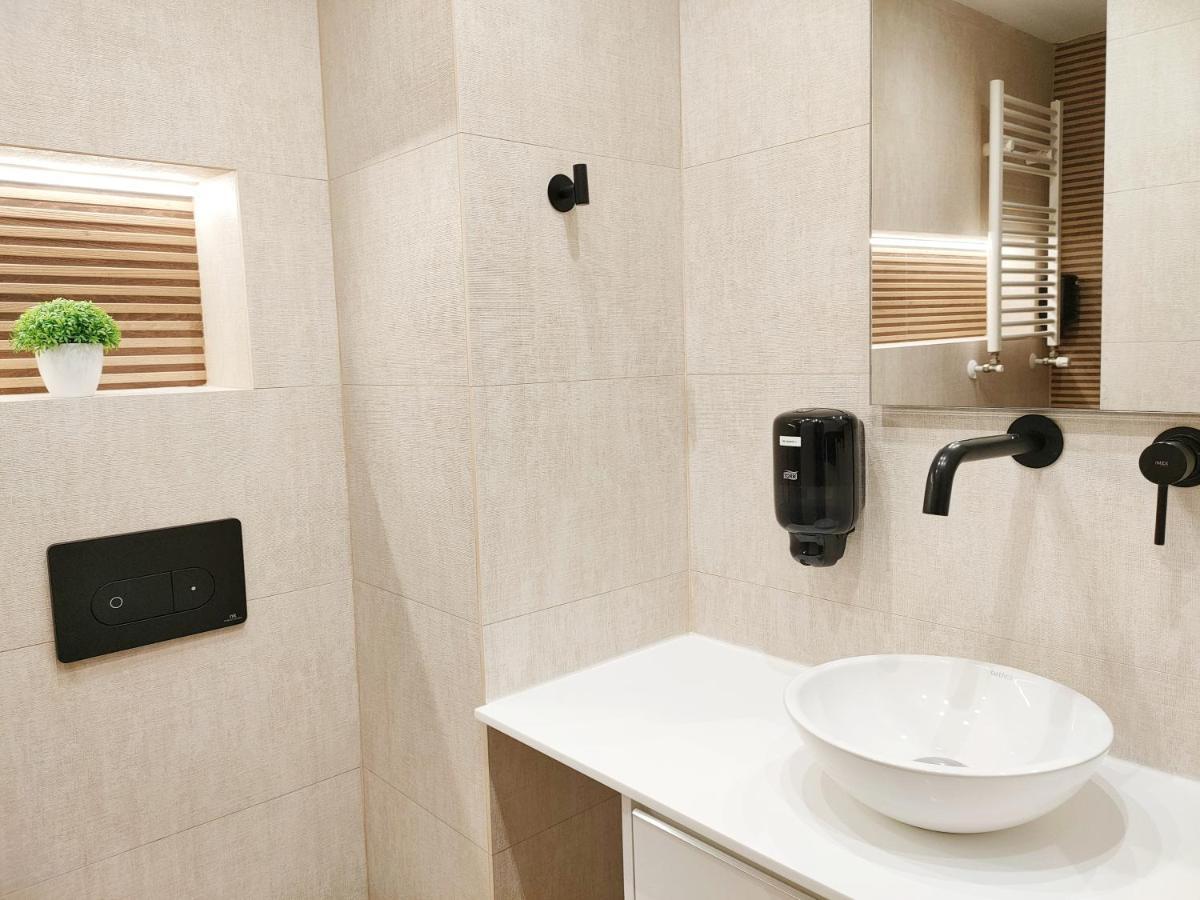 Oviedo Centro Santa Clara Piso De Lujo Apartment ภายนอก รูปภาพ