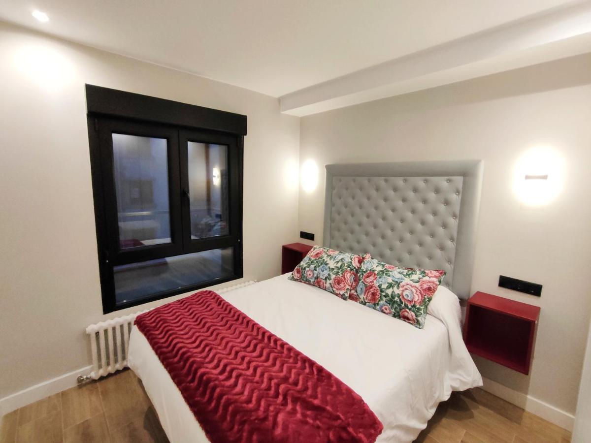 Oviedo Centro Santa Clara Piso De Lujo Apartment ภายนอก รูปภาพ