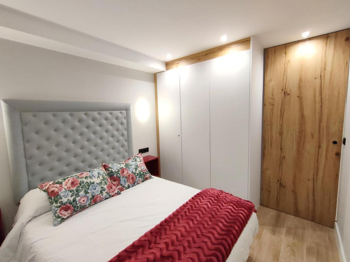 Oviedo Centro Santa Clara Piso De Lujo Apartment ภายนอก รูปภาพ